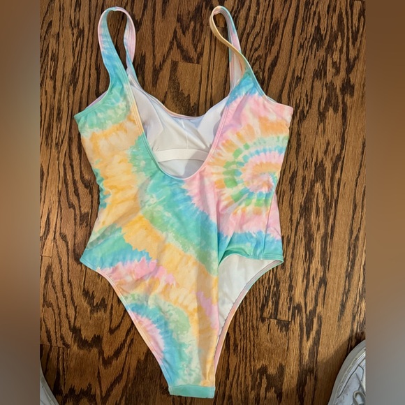 Stoney Clover x Target tie dye swimsuit NWOT size Large - Picture 3 of 3